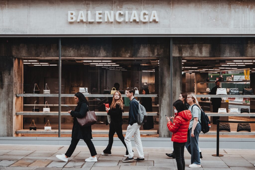 Picture of balenciaga store