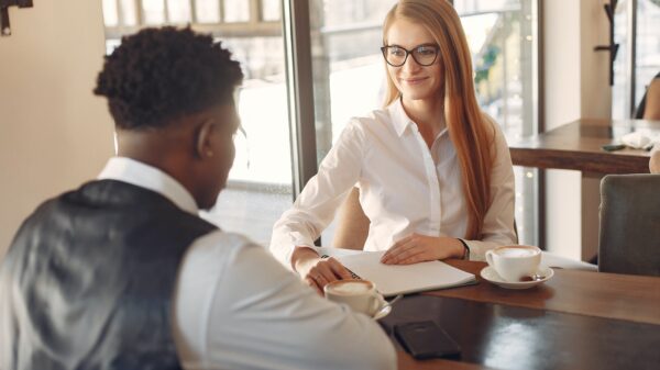 Picture showing tips for dressing for an interview